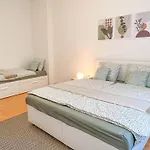 Charming Apartment By Museum And Wenceslas Square