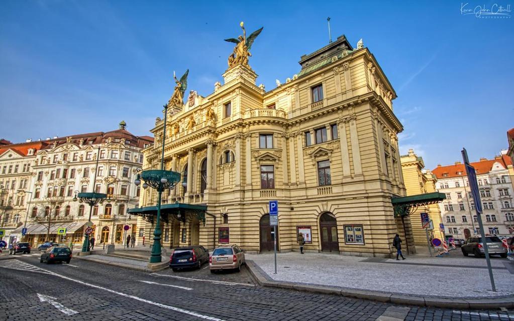 Charming By Museum And Wenceslas Square *